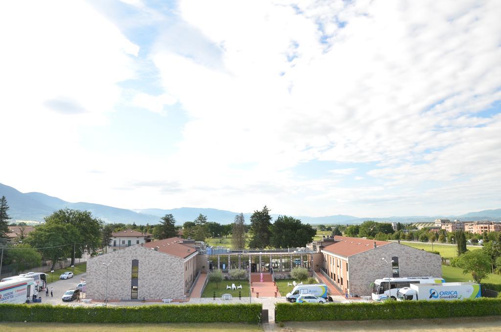 Th Assisi - Casa Leonori Hotel Exterior foto