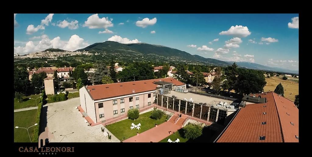 Th Assisi - Casa Leonori Hotel Exterior foto